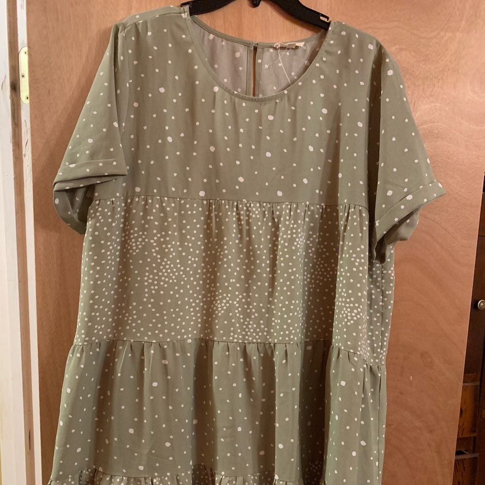 Oddy Dotted Dress